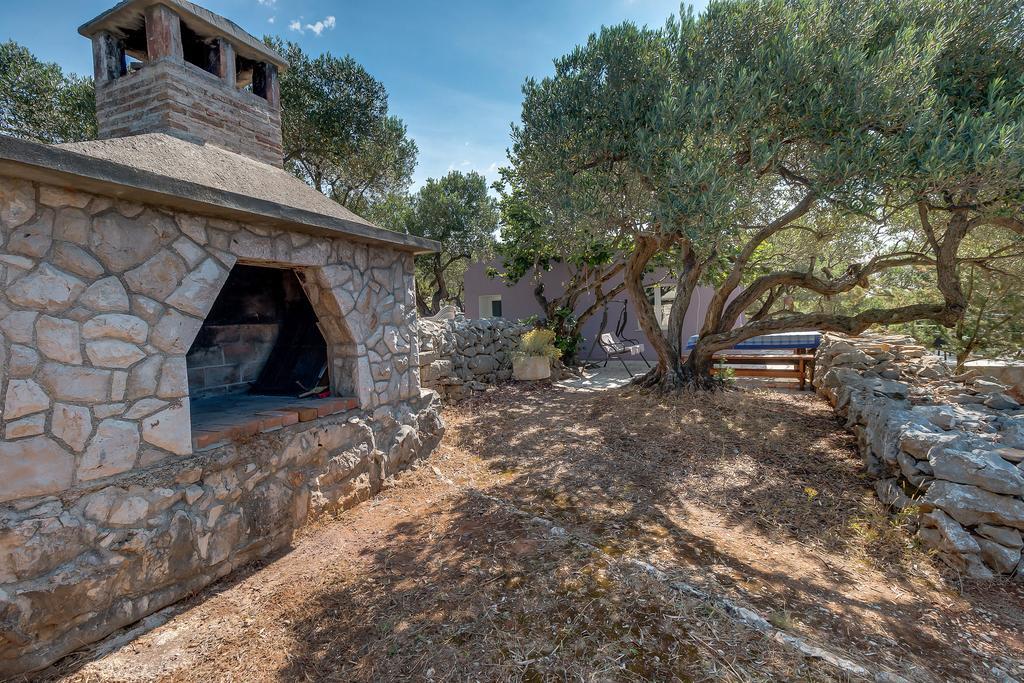 Holiday Home Nikol Veli Losinj Bagian luar foto