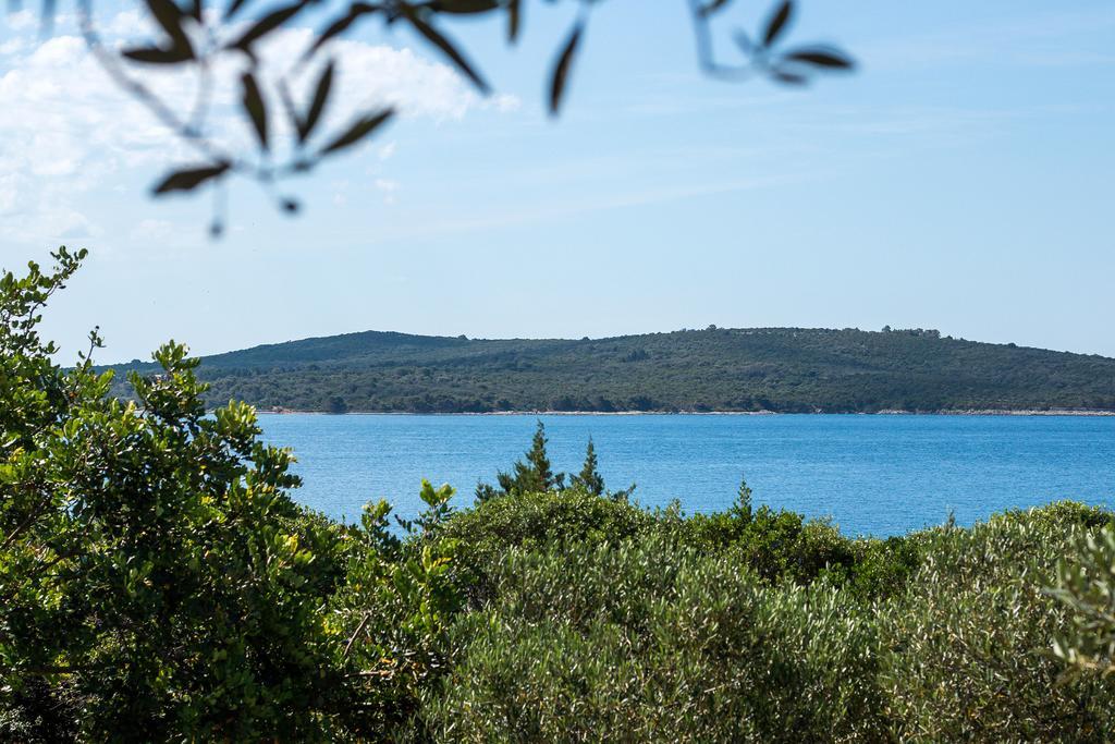 Holiday Home Nikol Veli Losinj Bagian luar foto
